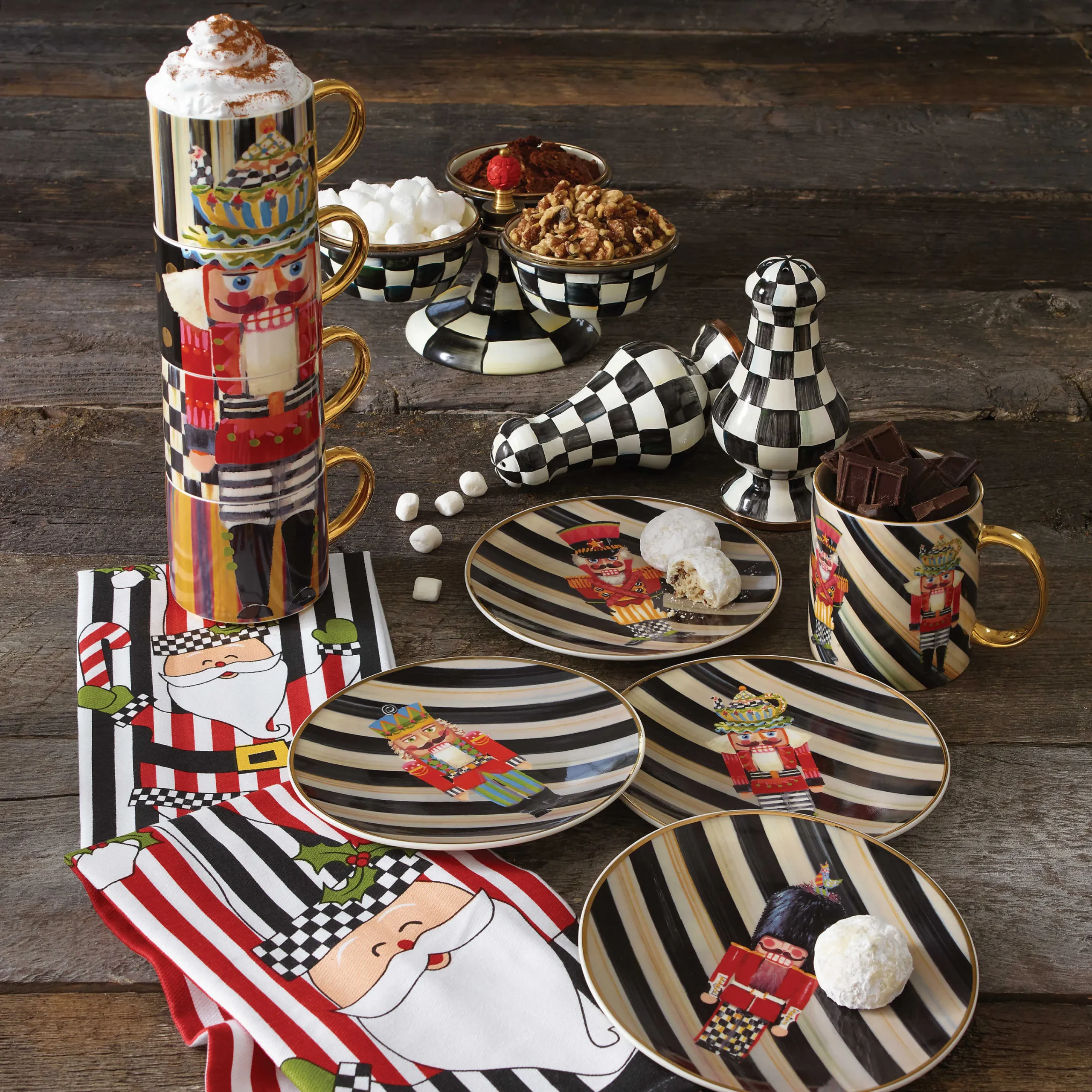 MacKenzie-Childs Courtly Check Enamel Triplicity* Outdoor Entertaining