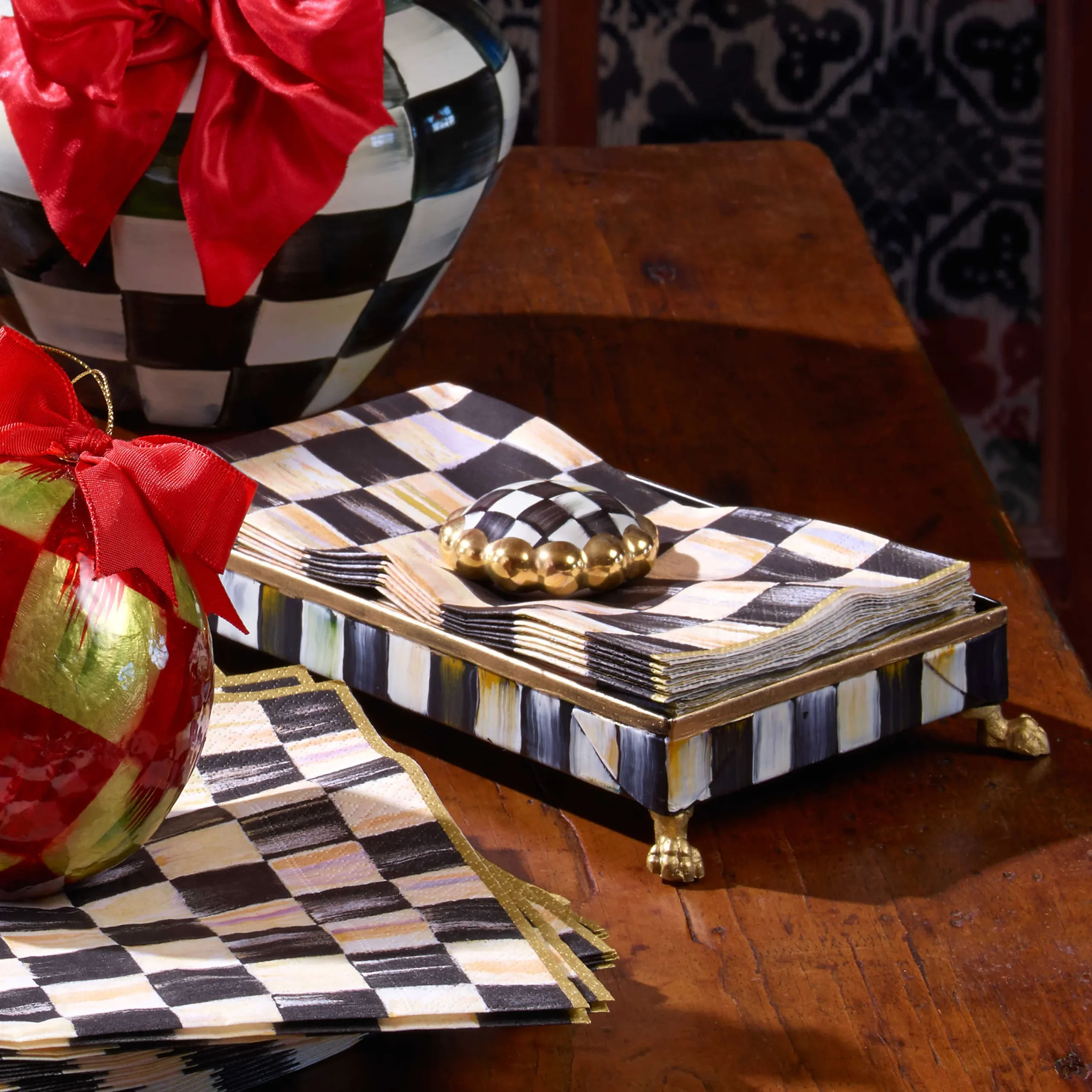 MacKenzie-Childs Courtly Check Guest Towel Holder Set - Gold* Outdoor Entertaining