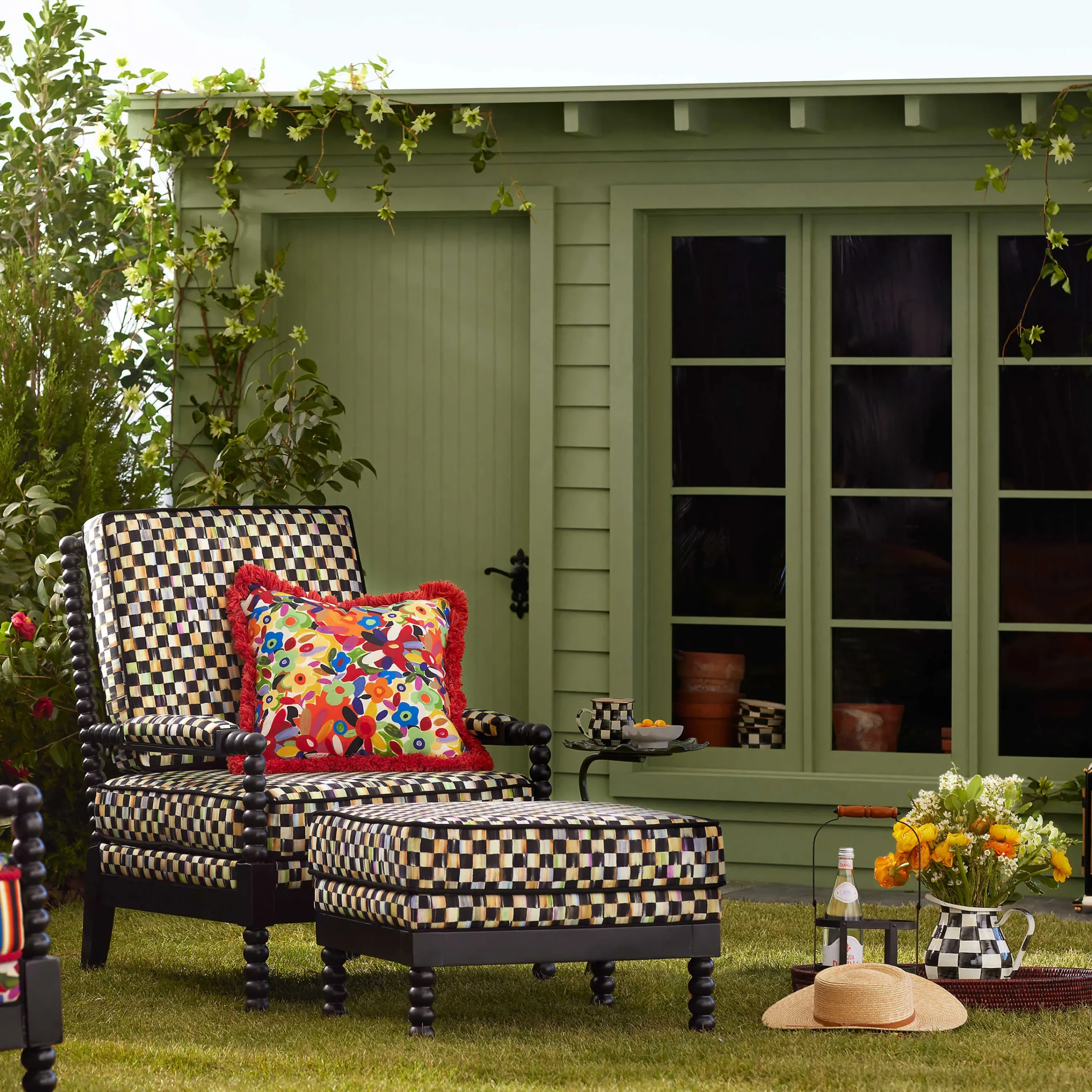 MacKenzie-Childs Courtly Check Wine Carrier* Outdoor Entertaining