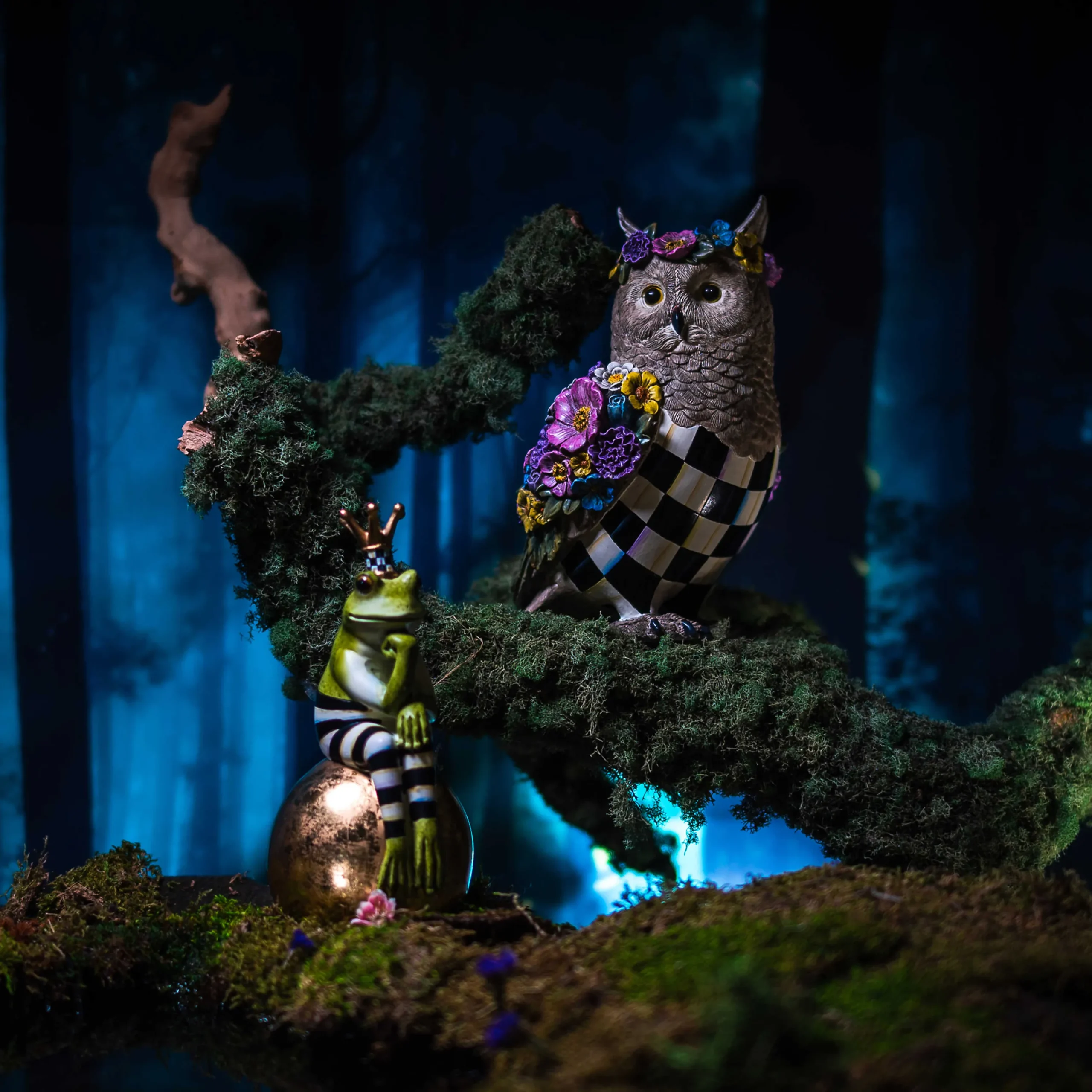 MacKenzie-Childs Fergal Frog On Ball* Room Accents