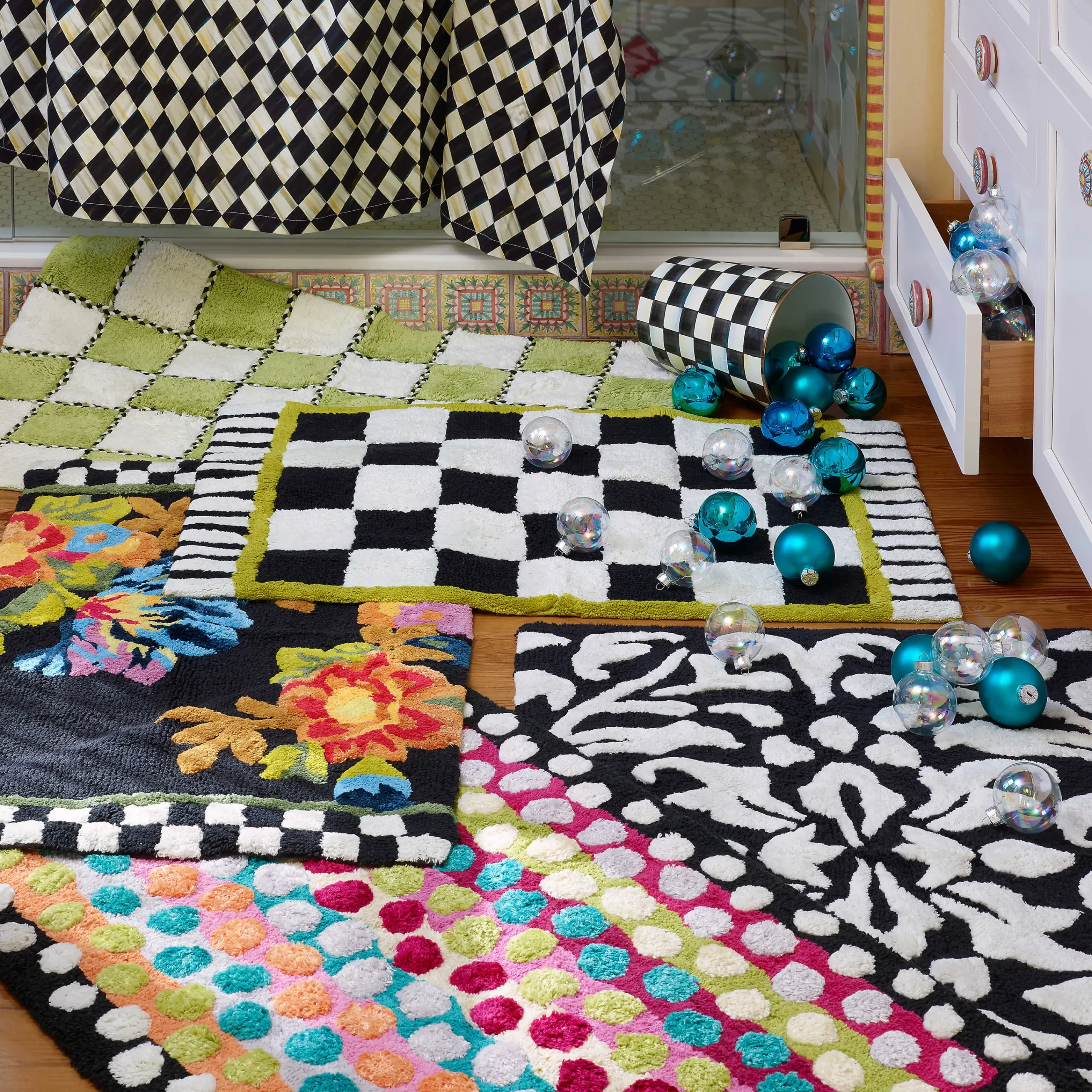 MacKenzie-Childs Ribbon & Dot Bath Rug* Bed & Bath