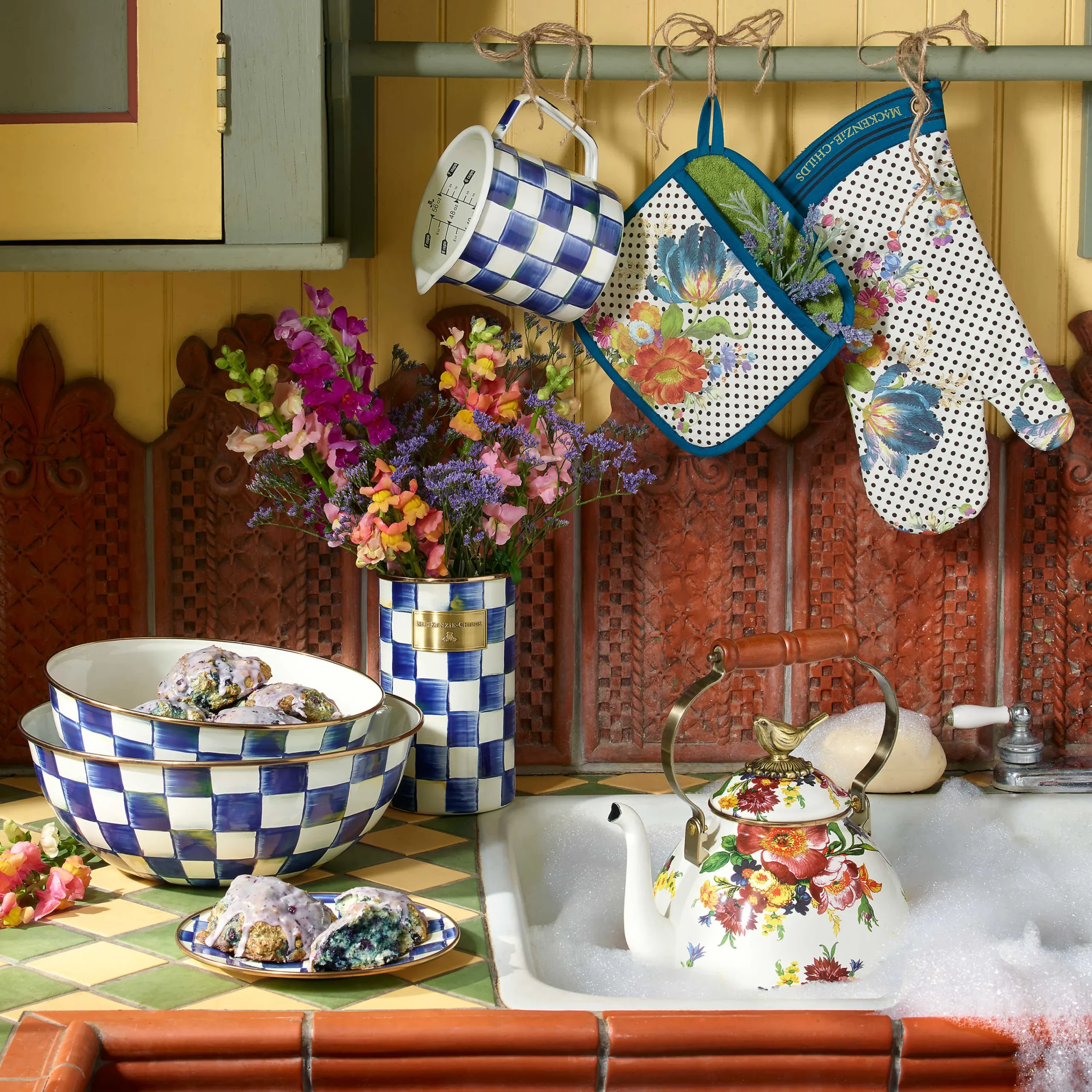 MacKenzie-Childs Royal Check Enamel Utensil Holder* Kitchen Storage & Organization