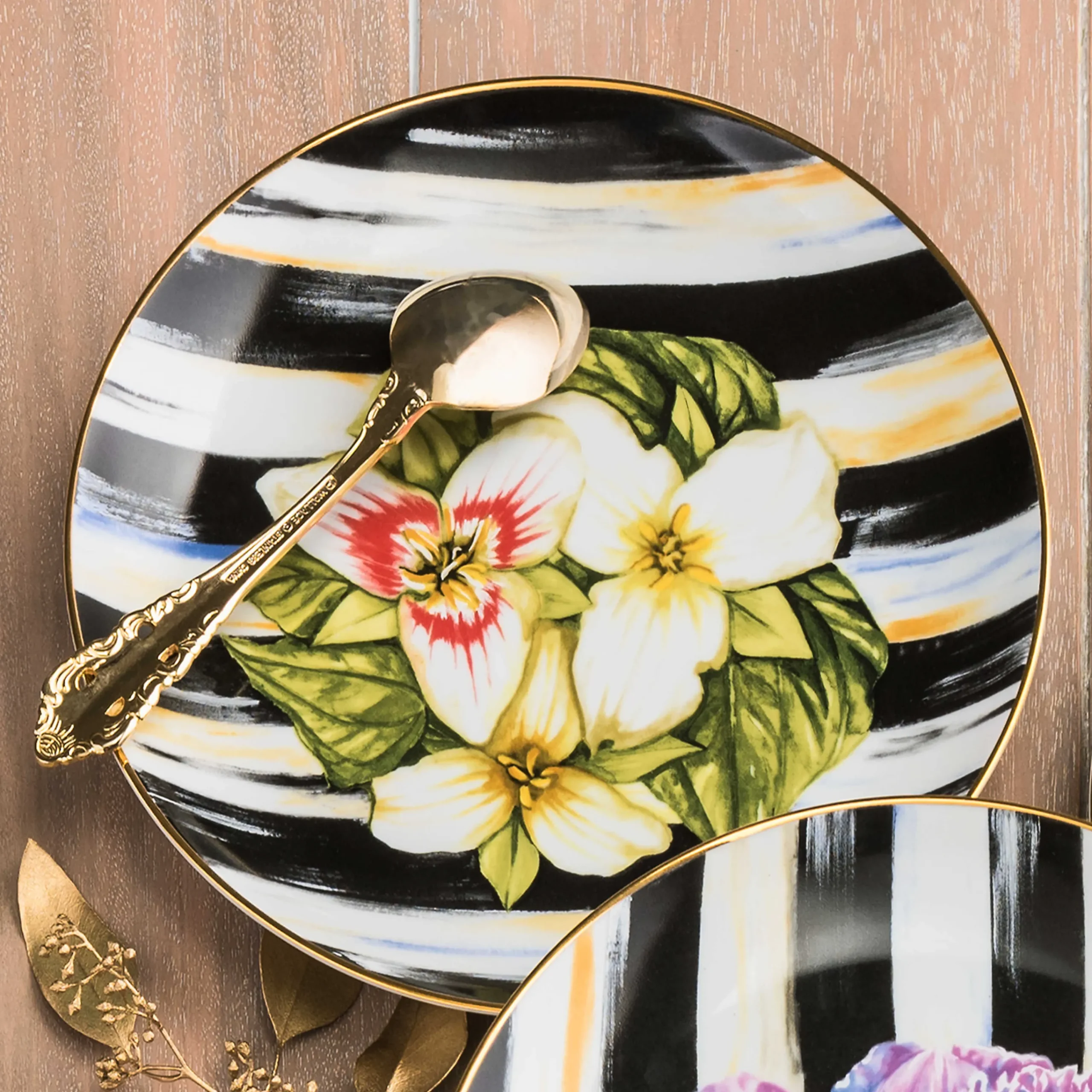 MacKenzie-Childs Thistle & Bee Salad Plate - Trillium* Outdoor Entertaining