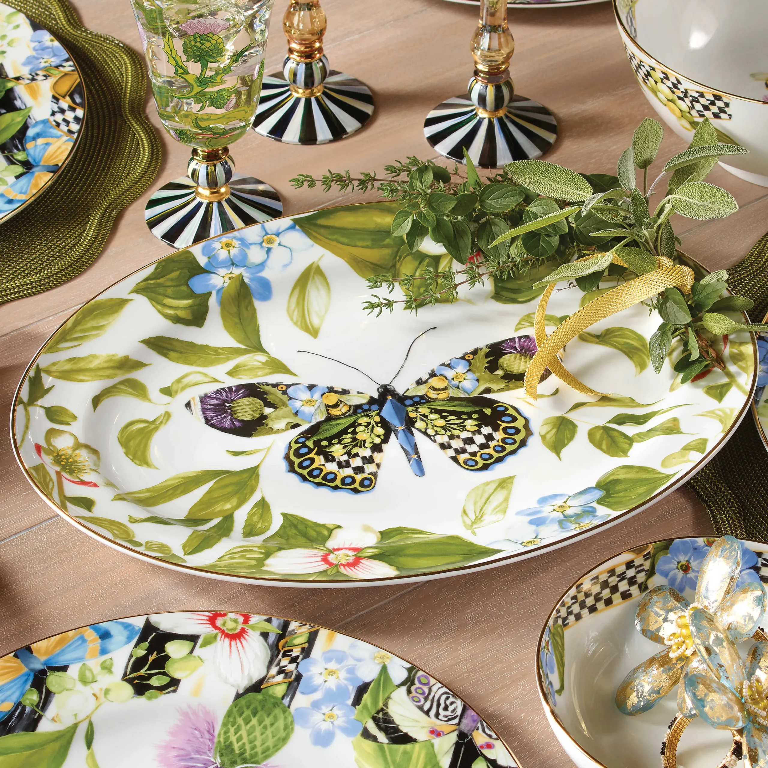 MacKenzie-Childs Thistle & Bee Serving Platter* Outdoor Entertaining