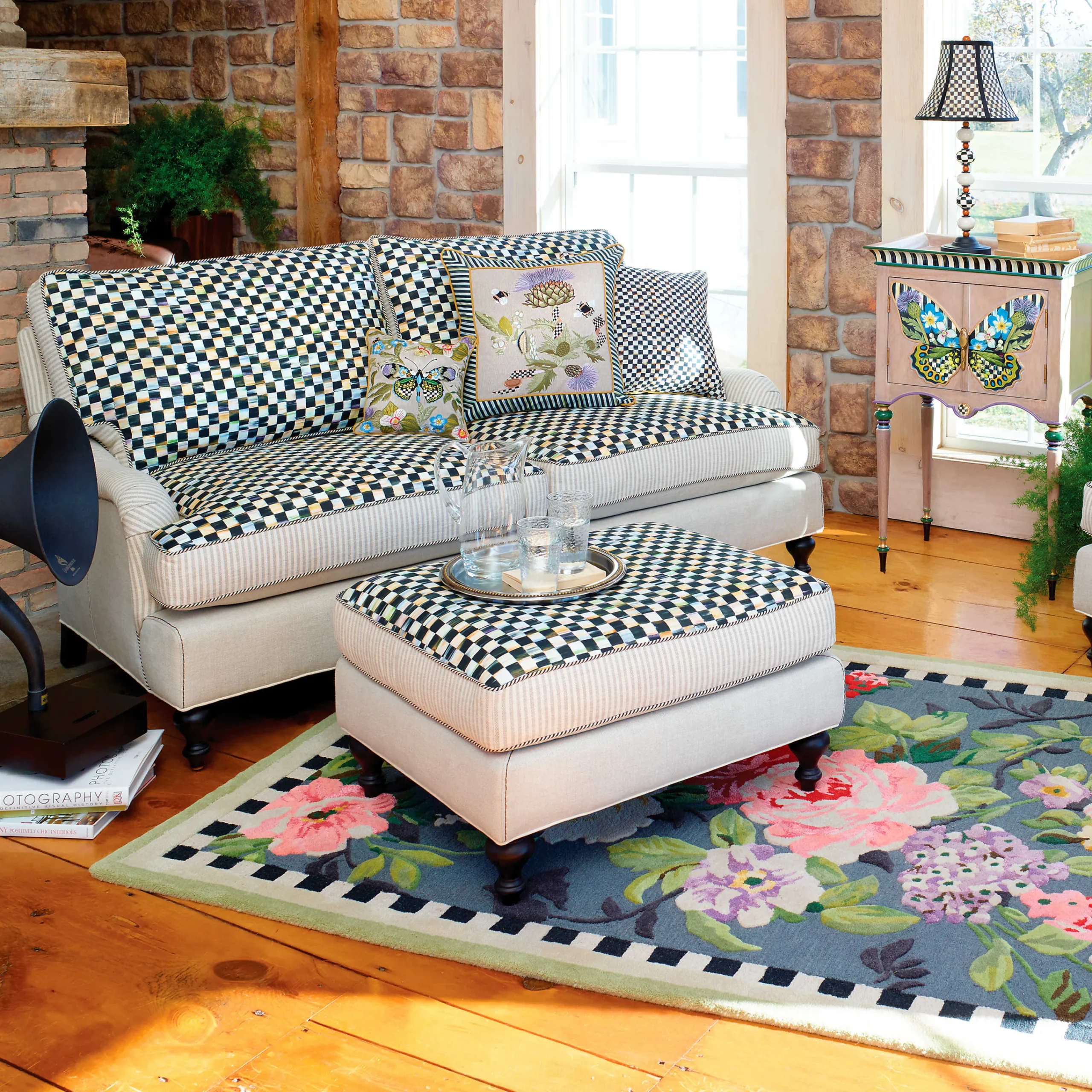 MacKenzie-Childs Tudor Rose Rug - 6' Octagon* Rugs