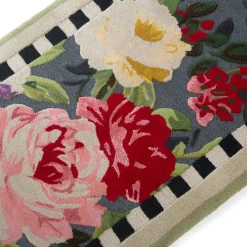 MacKenzie-Childs Tudor Rose Rug - 2'8